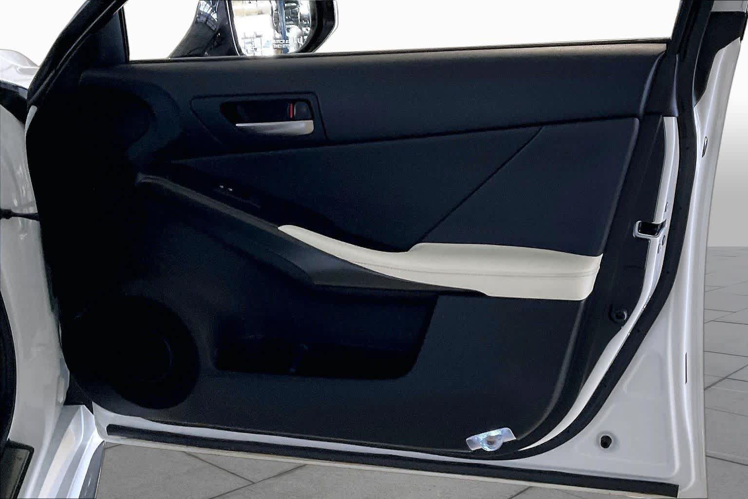 Used 2022 Lexus IS 350 F Sport w/ Accessory Package RWD image 20