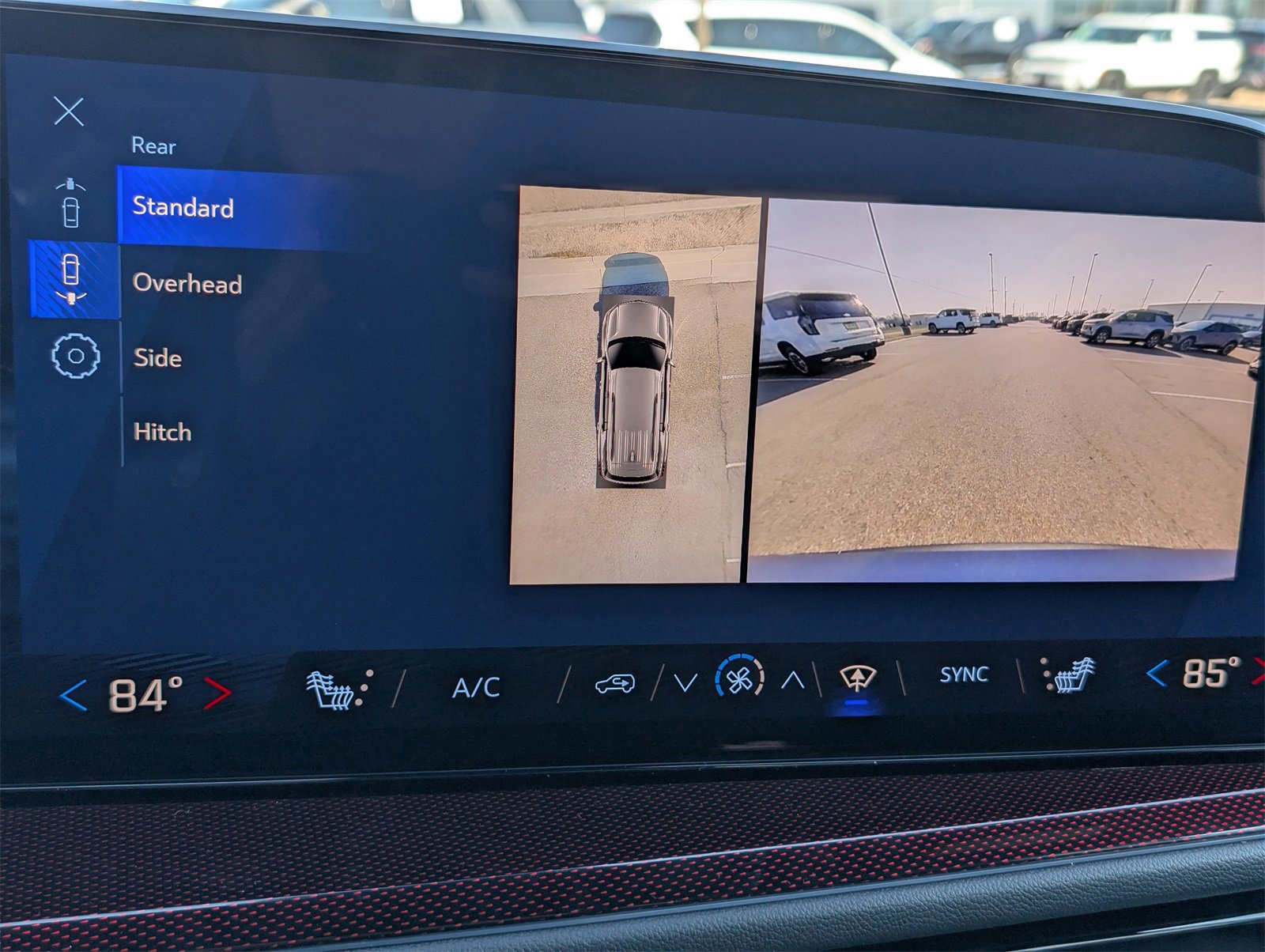 New 2026 Chevrolet Traverse Z71 w/ Enhanced Driving Package image 11