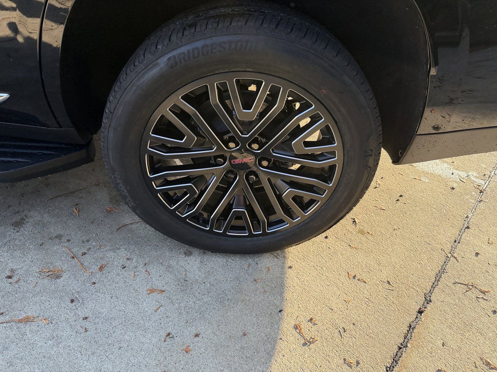 New 2026 GMC Yukon Elevation image 39