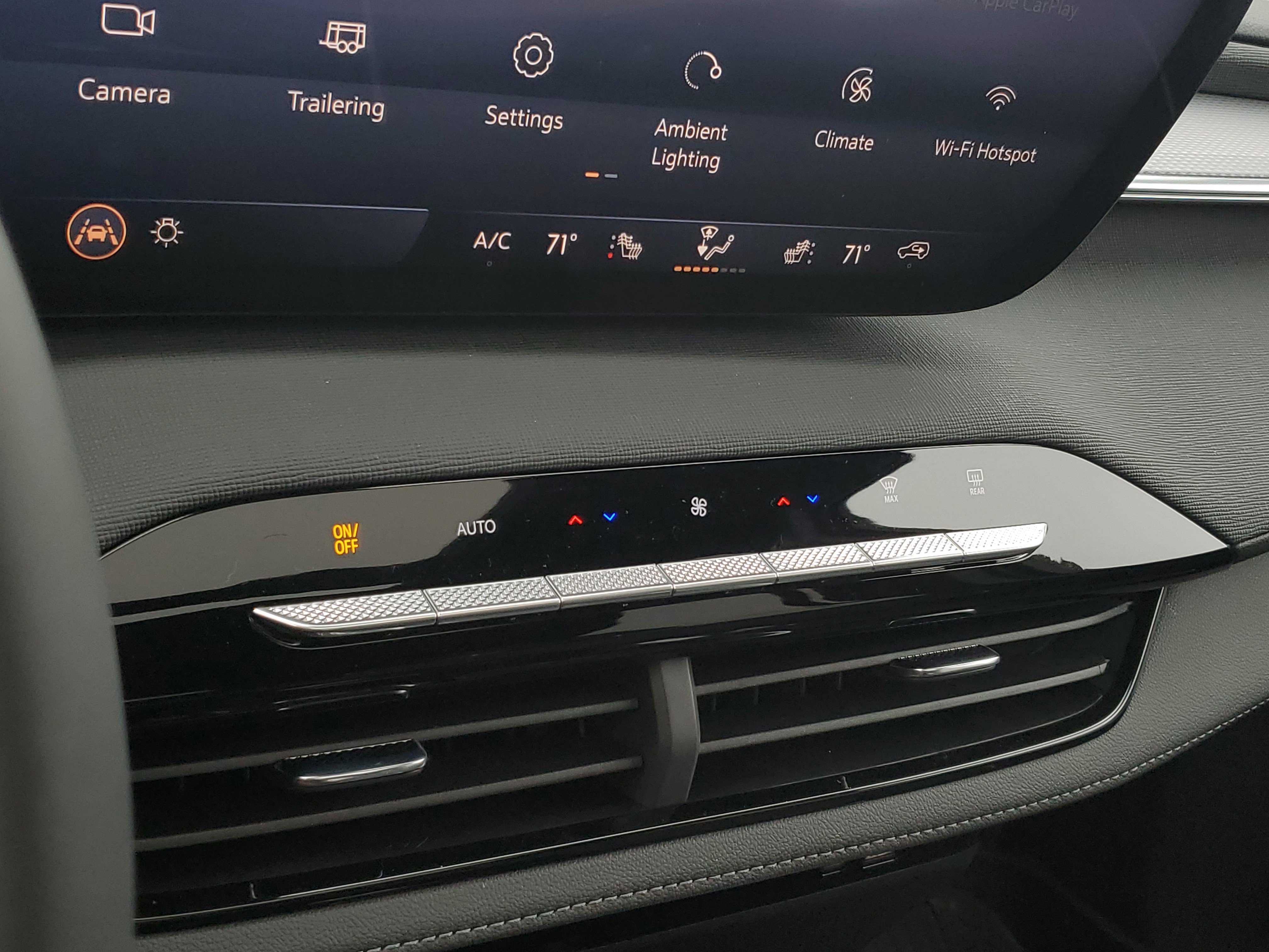 New 2026 Buick Enclave Sport Touring w/ Power Package image 21