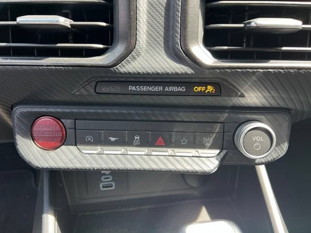 Used 2025 Ford Mustang Coupe RWD image 21