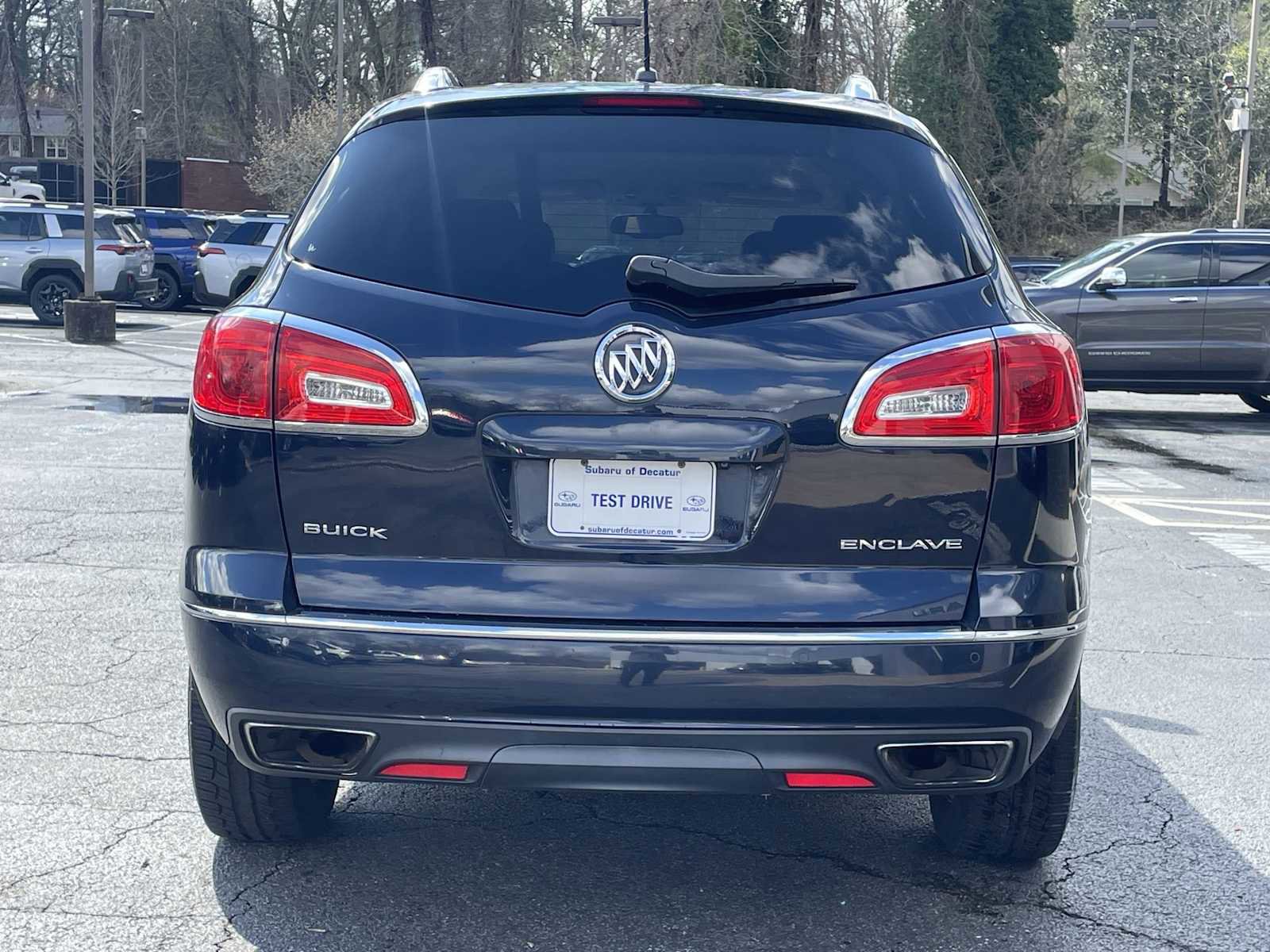 Used 2015 Buick Enclave Leather image 3