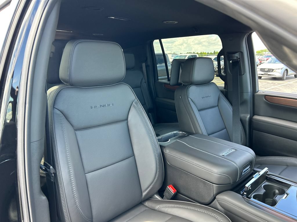 New 2026 GMC Yukon XL Denali w/ Advanced Technology Package AWD/4WD image 40
