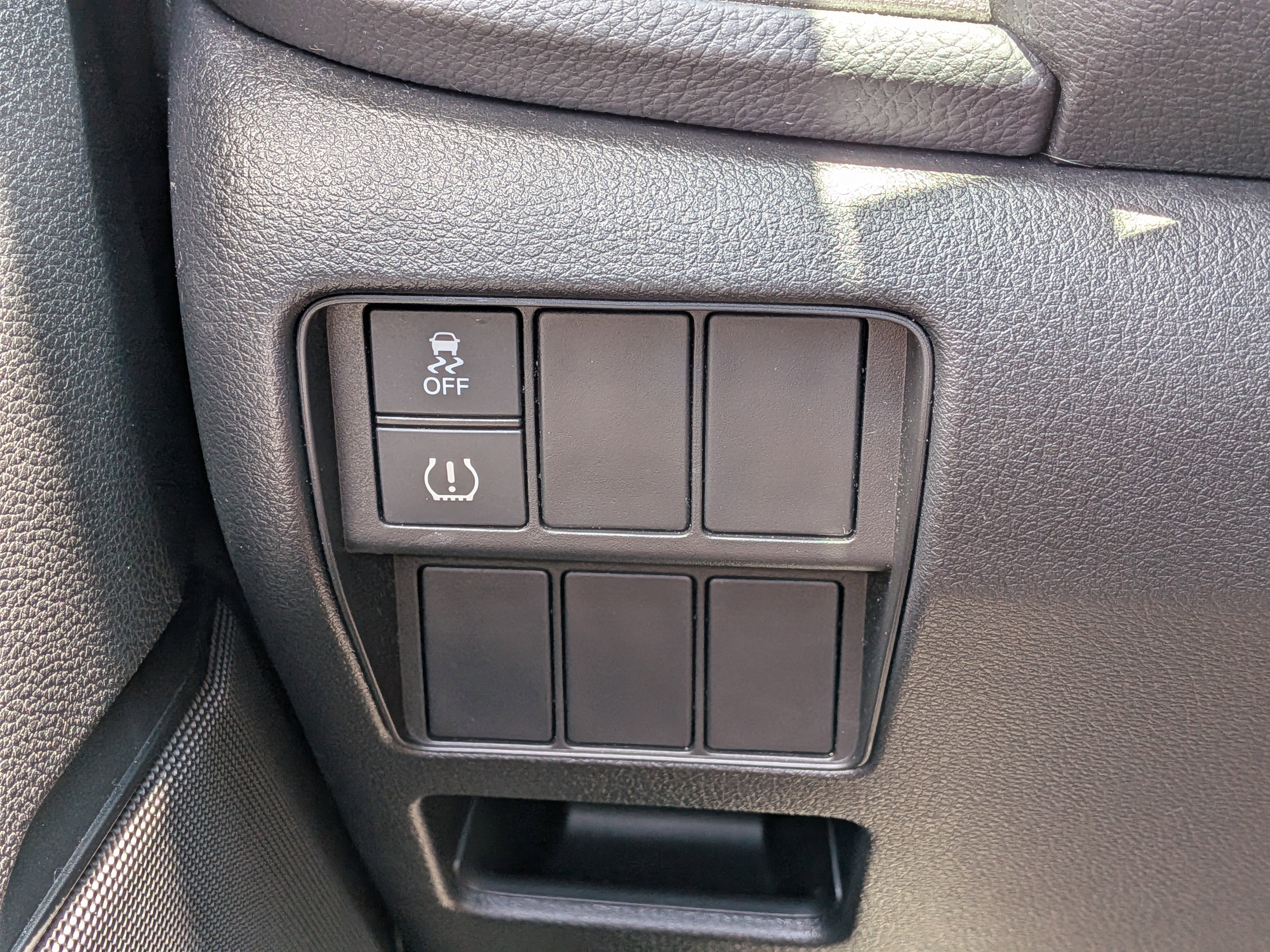Used 2019 Honda CR-V LX image 22