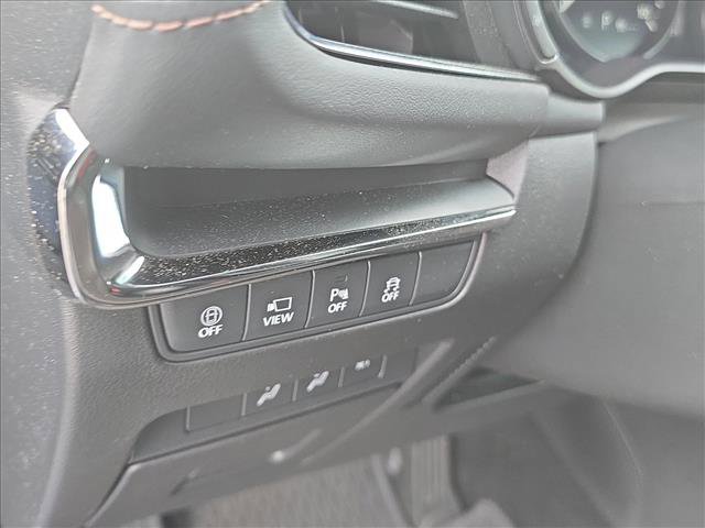 Used 2021 MAZDA MAZDA3 Hatchback w/Premium Plus Pkg image 8