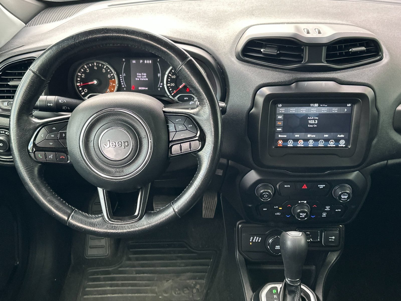 Used 2019 Jeep Renegade Altitude w/ Quick Order Package 2XM AWD/4WD image 13