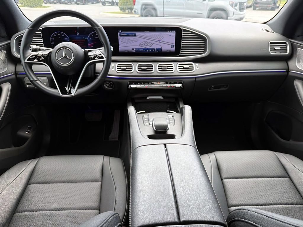 Used 2025 Mercedes-Benz GLE 450 4MATIC w/ Winter Package image 14