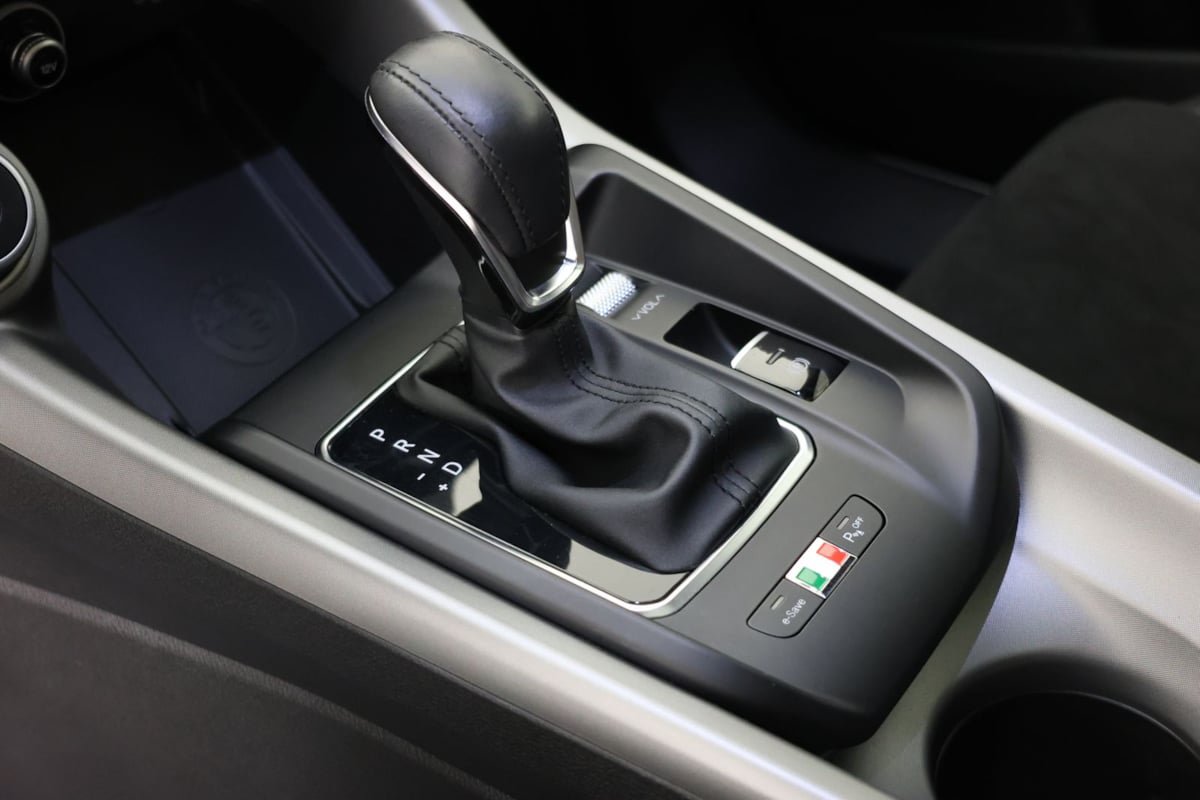 Used 2024 Alfa Romeo Tonale Veloce w/ Active Assist Package AWD/4WD image 6