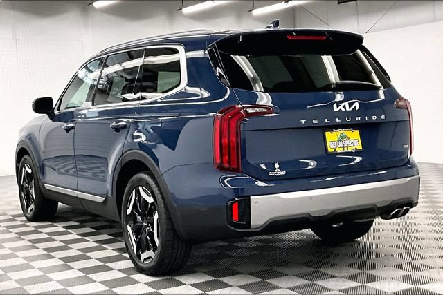 Used 2025 Kia Telluride S AWD/4WD image 2