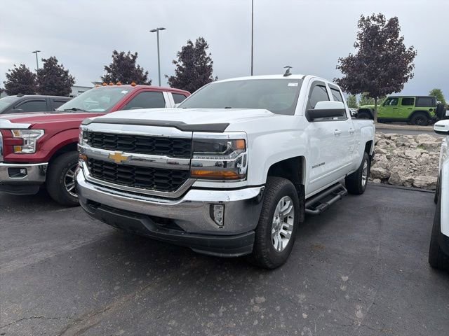 Used 2018 Chevrolet Silverado 1500 LT w/ All Star Edition AWD/4WD image 3