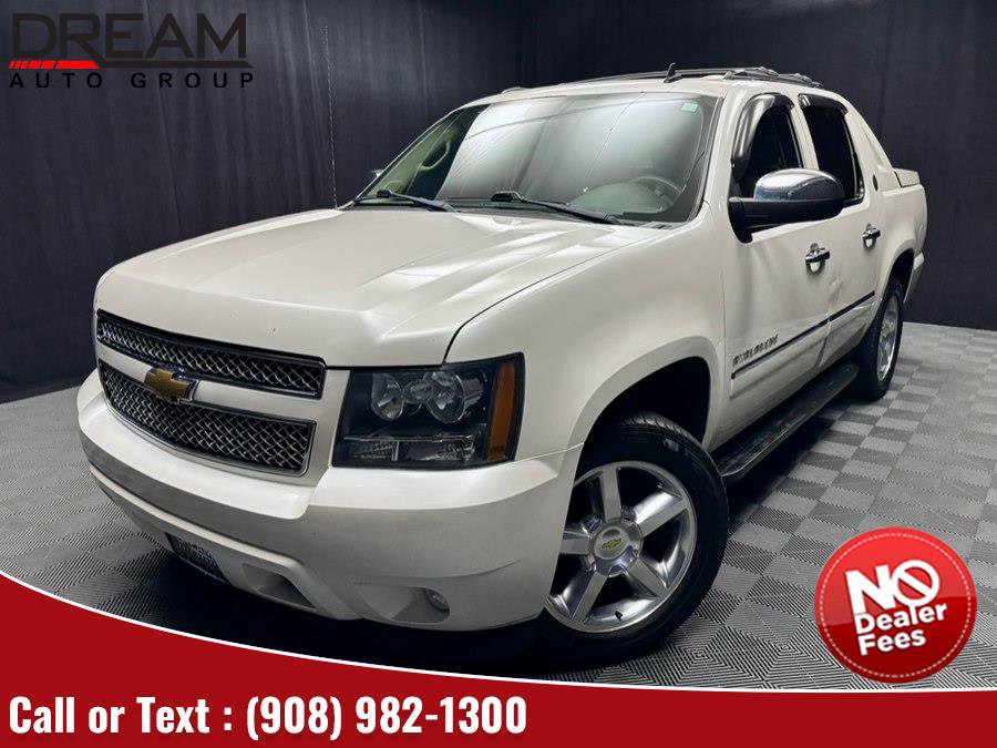 Used 2013 Chevrolet Avalanche LTZ AWD/4WD image 1