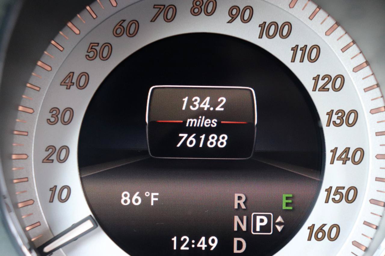 Used 2015 Mercedes-Benz GLK 350 4MATIC image 27