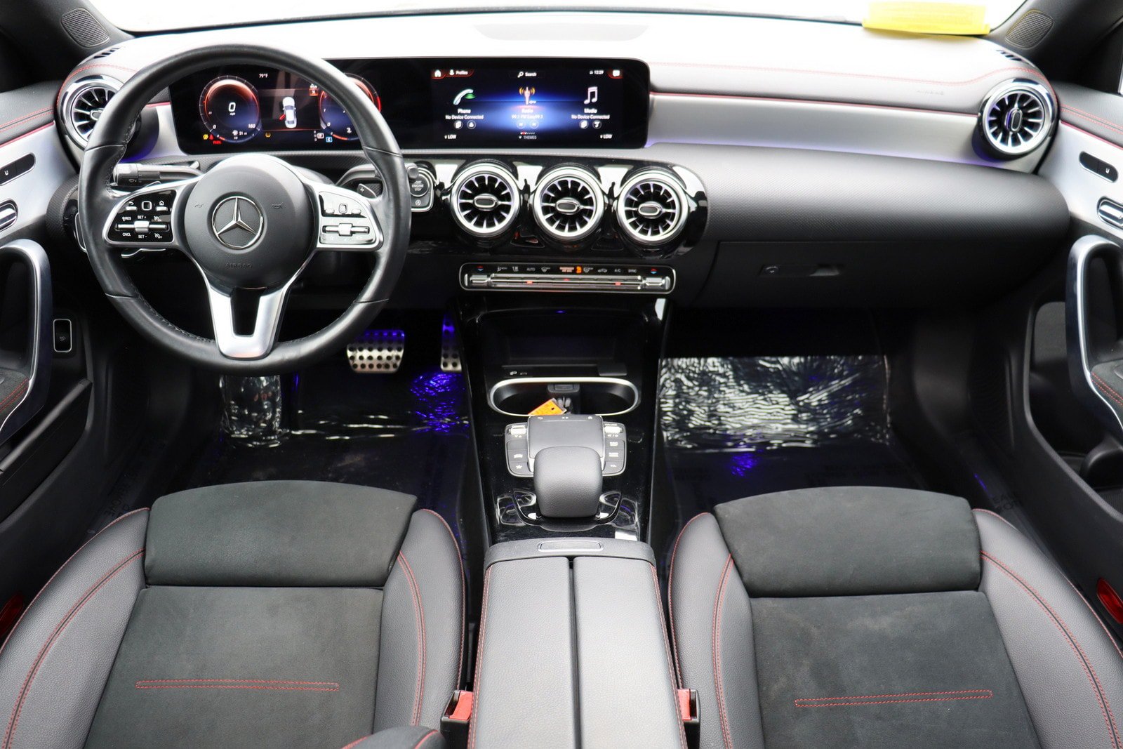 Used 2023 Mercedes-Benz CLA 250 4MATIC w/ AMG Line image 10