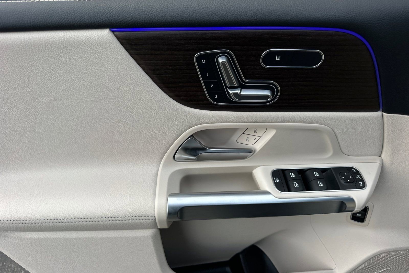 New 2026 Mercedes-Benz GLB 250 GLB 250 image 21