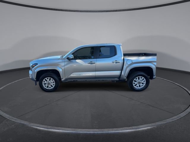 Used 2025 Toyota Tacoma SR5 image 10