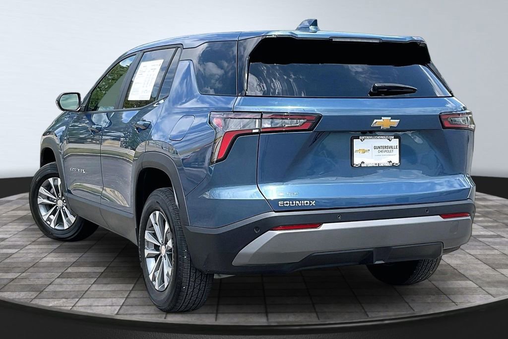 Used 2025 Chevrolet Equinox LT FWD image 13