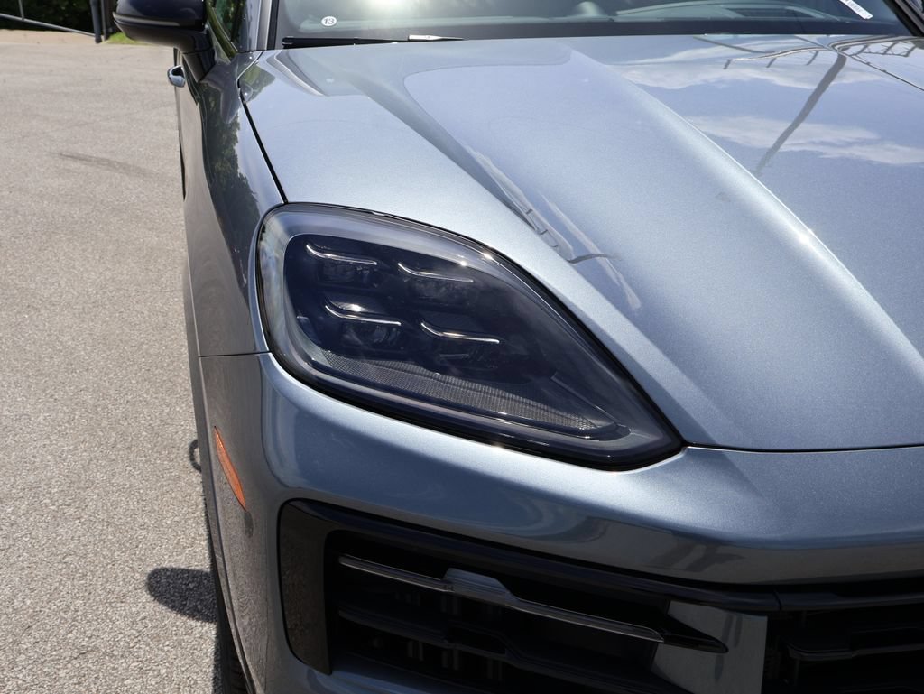 New 2026 Porsche Cayenne S AWD/4WD image 12