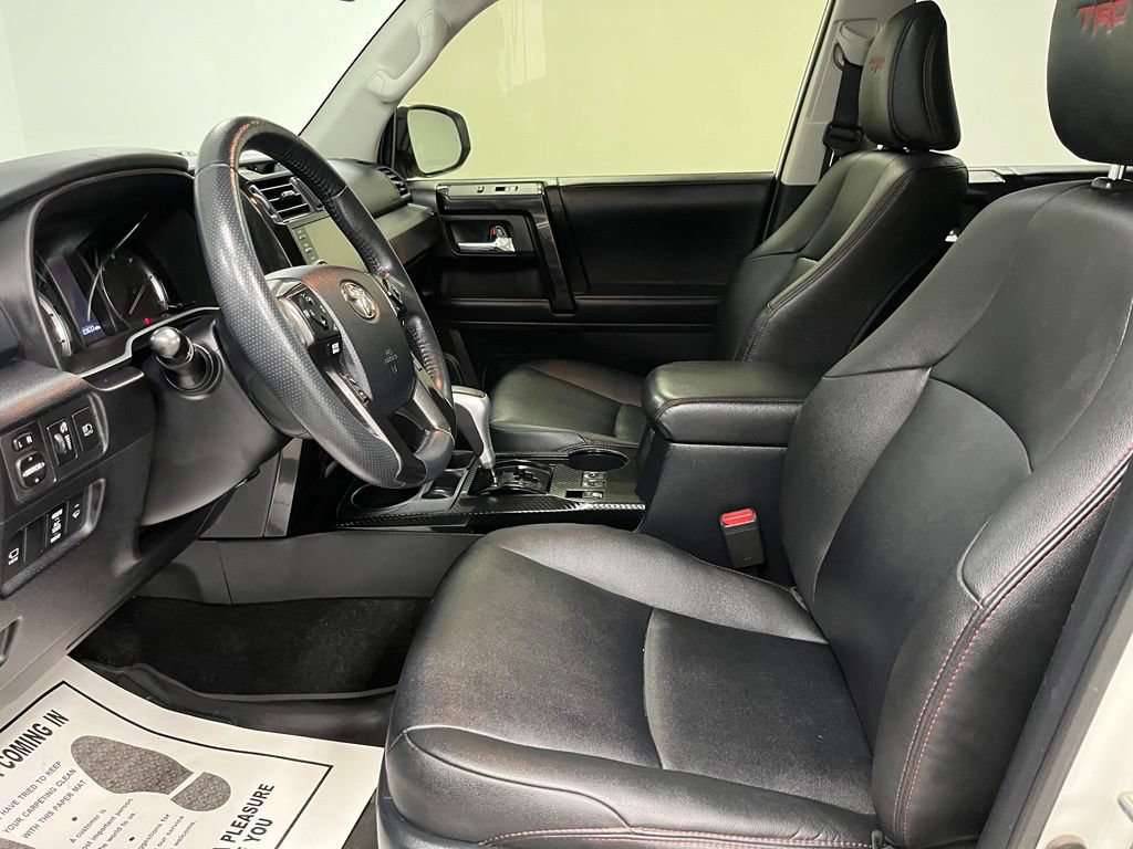 Used 2022 Toyota 4Runner TRD Off-Road Premium AWD/4WD image 21