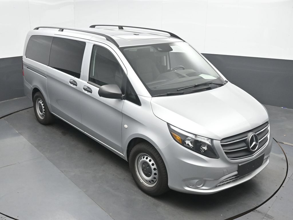 Used 2023 Mercedes-Benz Metris Passenger image 37