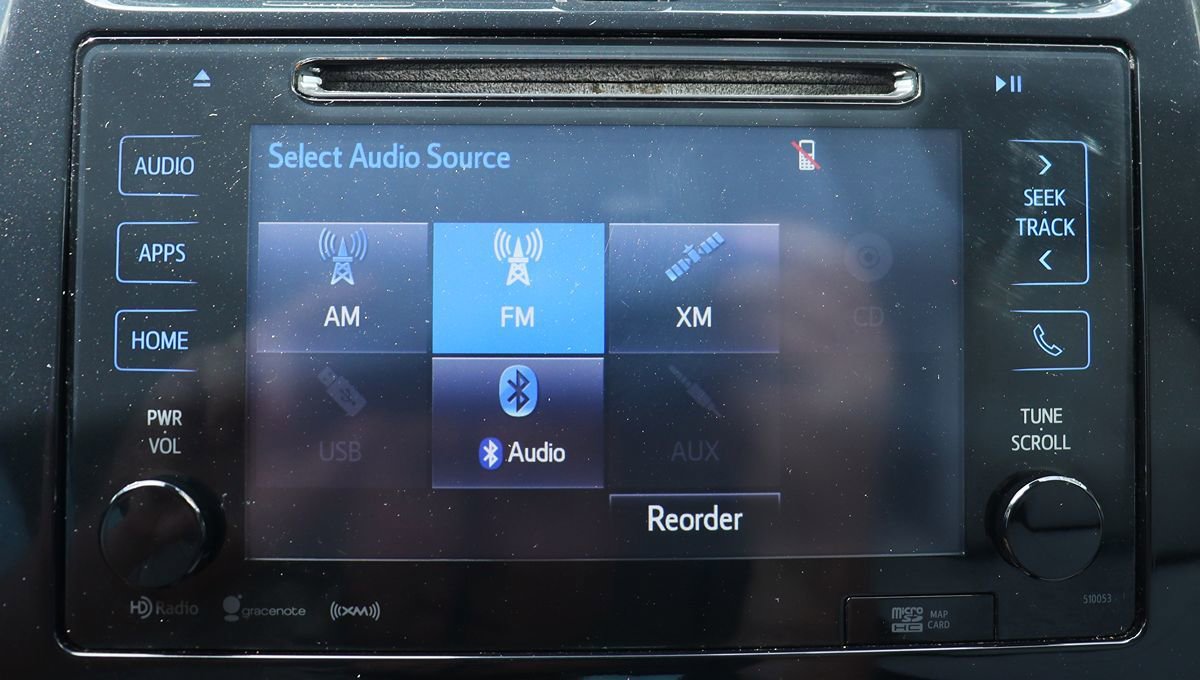 Used 2016 Toyota Prius Three Touring FWD image 47