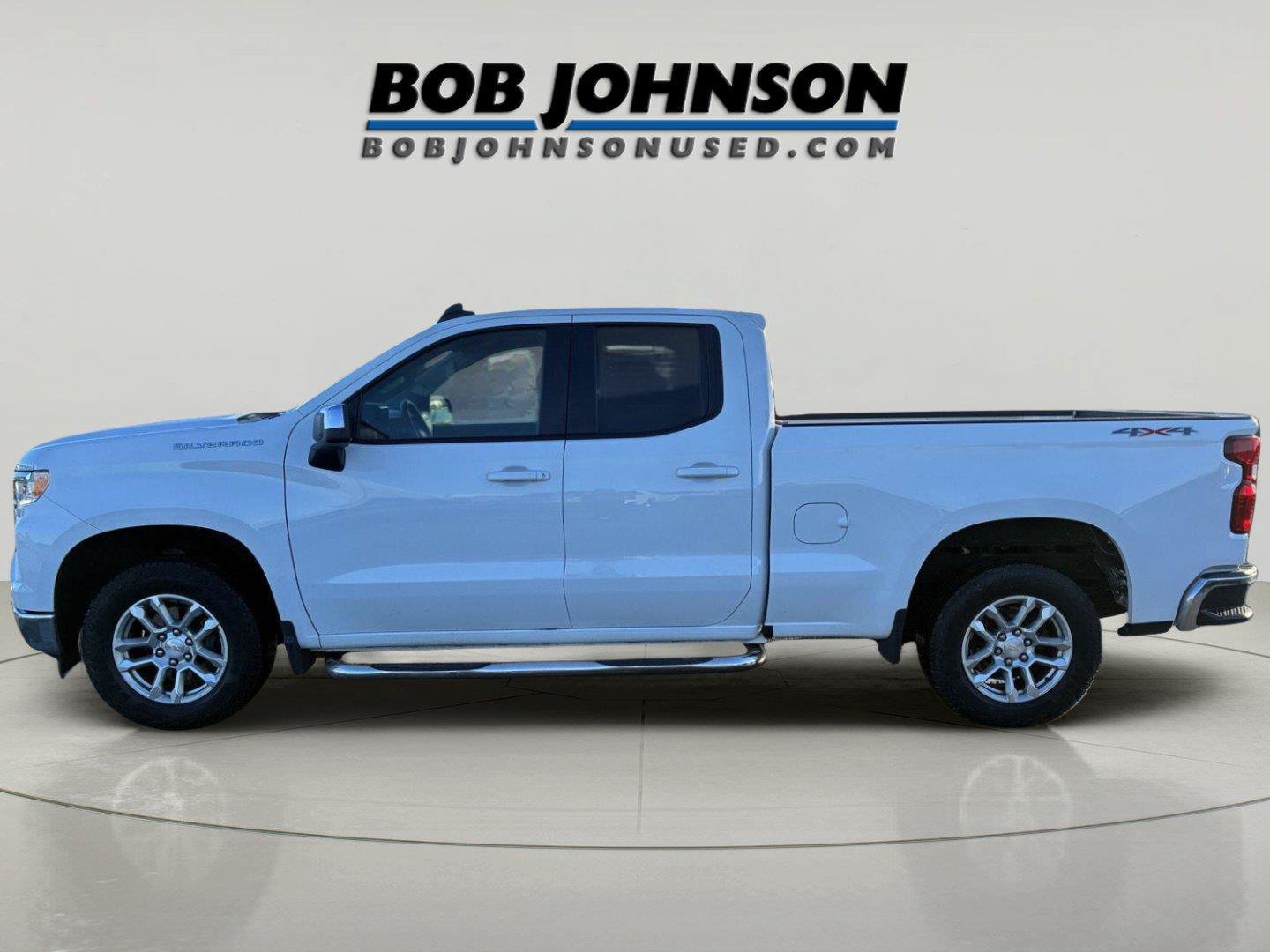 Used 2023 Chevrolet Silverado 1500 LT AWD/4WD image 6