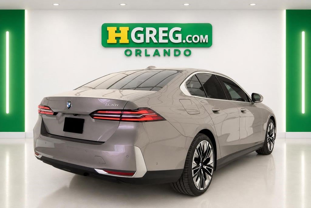 Used 2024 BMW 530i w/ Premium Package RWD image 6