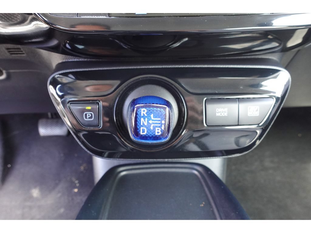 Used 2022 Toyota Prius LE FWD image 16