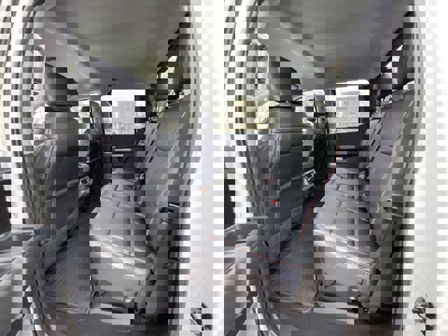 New 2026 Ford F250 Lariat w/ Lariat Premium Package image 12