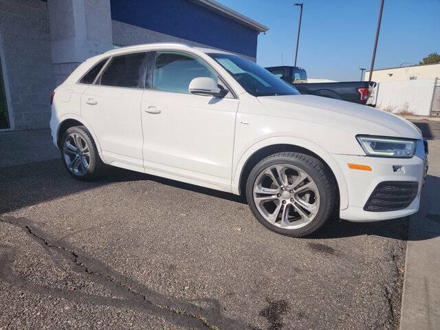 Used 2017 Audi Q3 2.0T Prestige AWD/4WD image 9