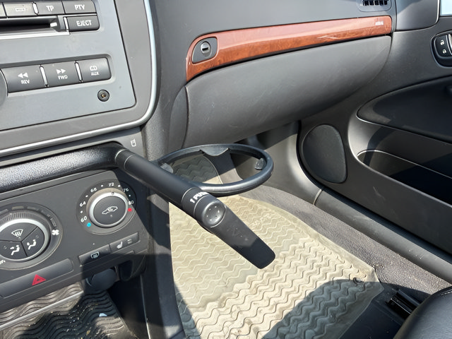 Used 2010 Saab 9-3 2.0T FWD image 20