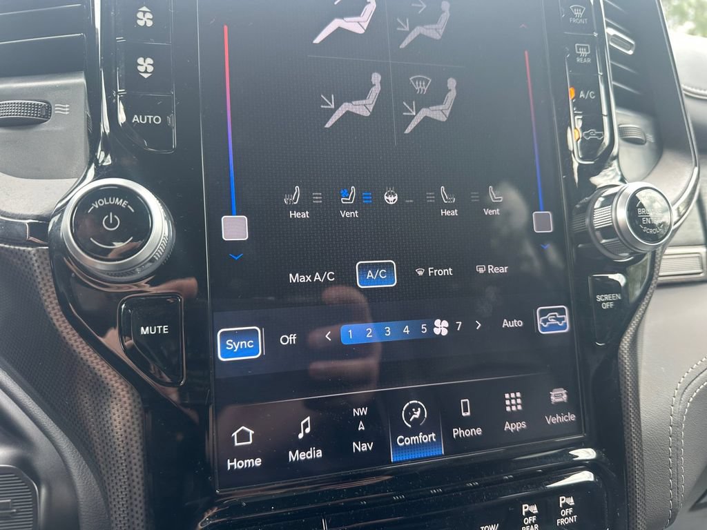 Certified 2024 RAM 3500 Limited w/ Night Edition AWD/4WD image 26