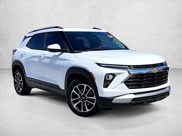 Used 2025 Chevrolet TrailBlazer LT FWD image 12
