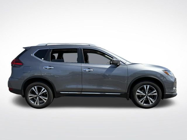 Used 2017 Nissan Rogue SL w/ SL Premium Package image 2