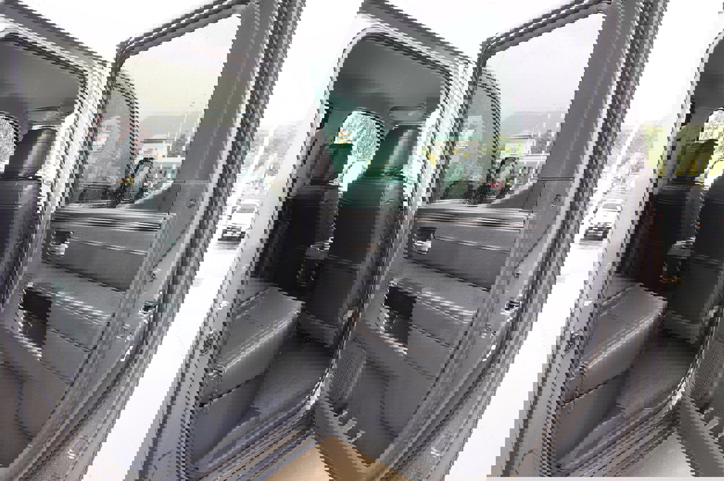 Used 2024 Toyota Tundra Limited image 22