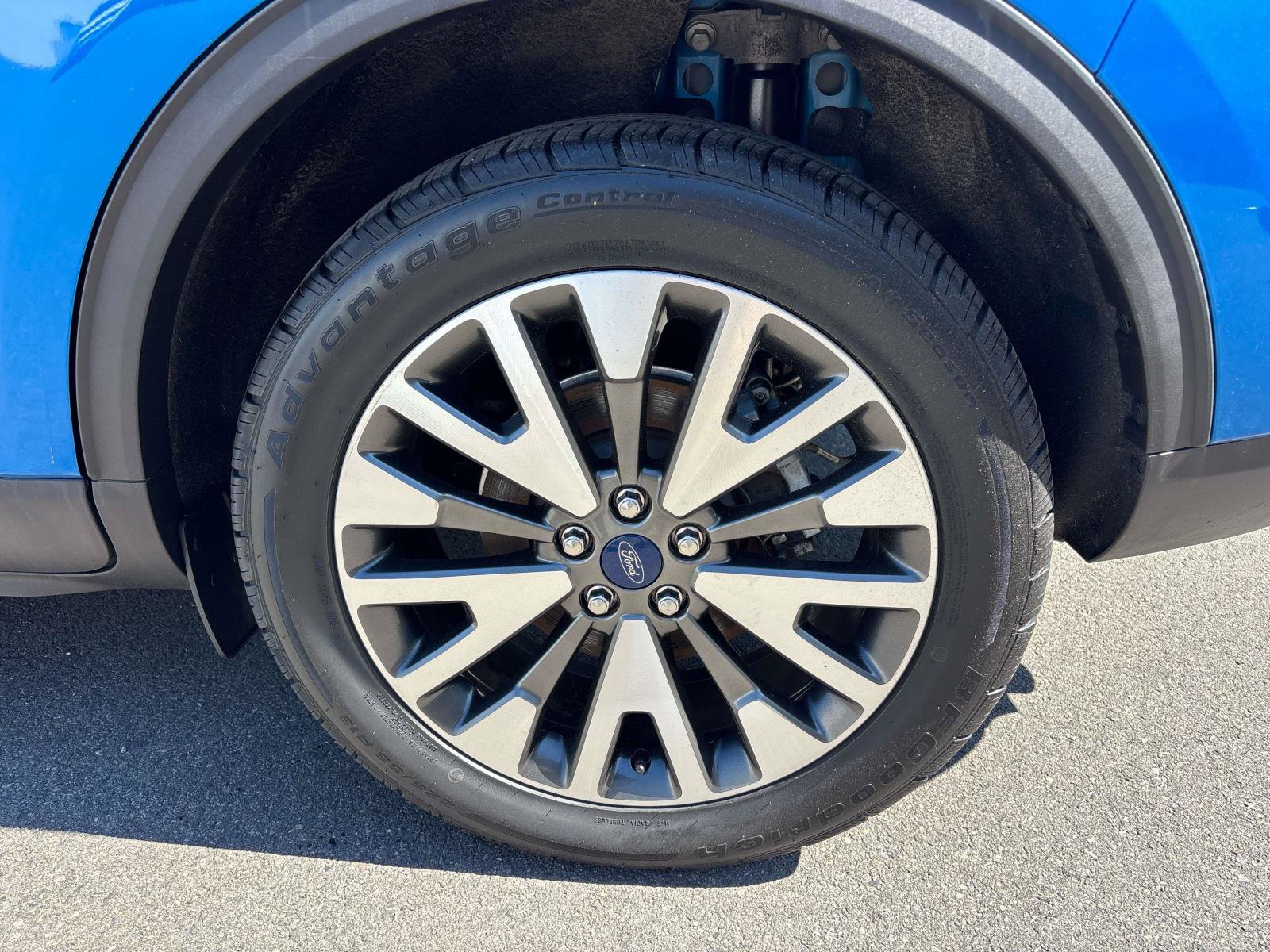 Used 2020 Ford Escape Titanium FWD image 7
