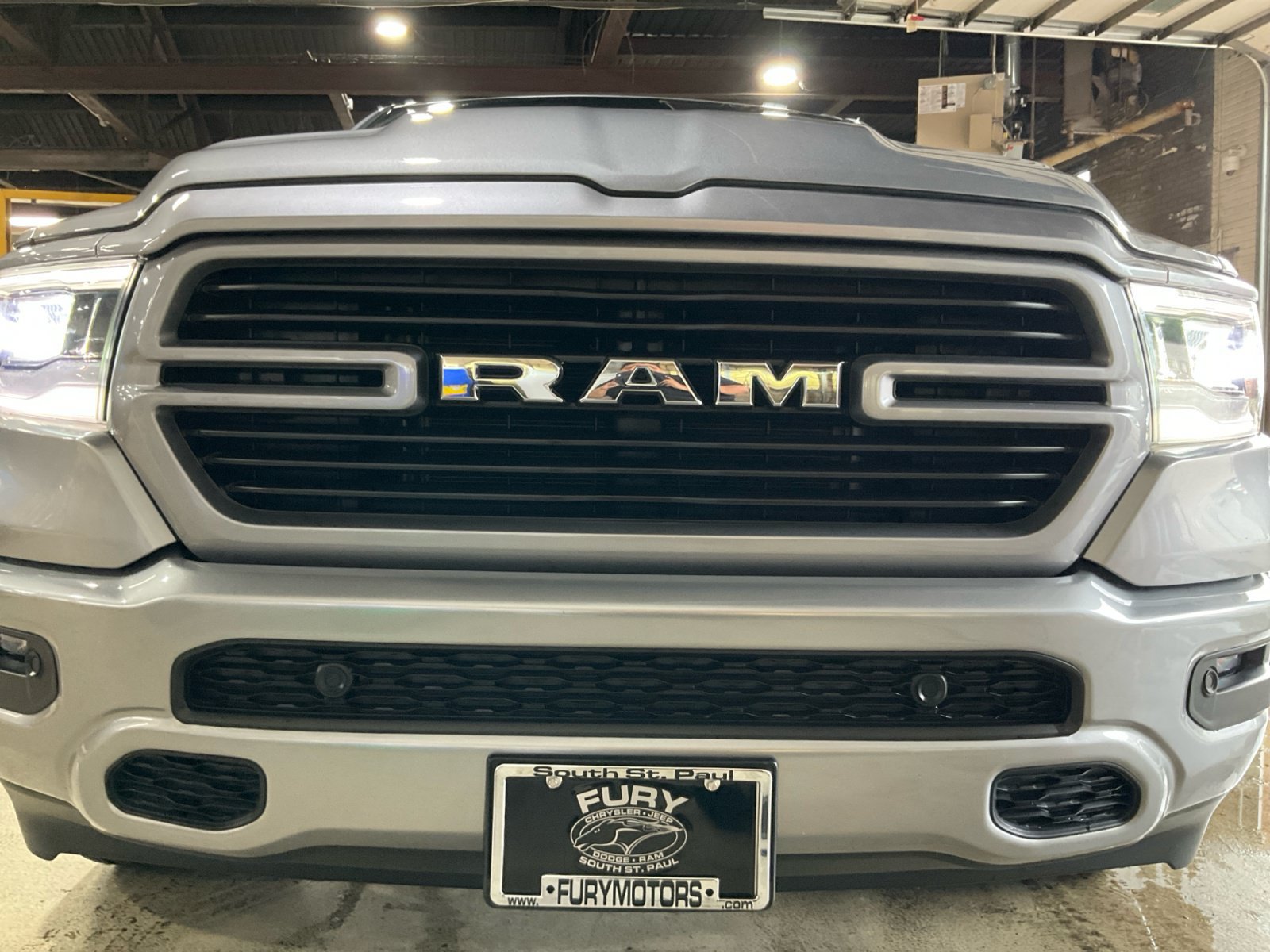 Used 2023 RAM 1500 Laramie AWD/4WD image 19
