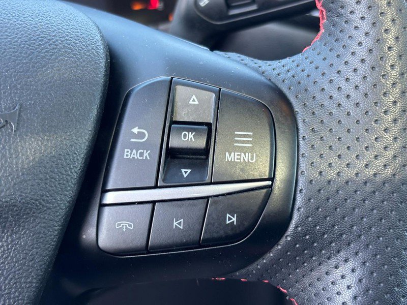 Used 2023 Ford Escape ST-Line w/ Tech Pack #1 AWD/4WD image 19