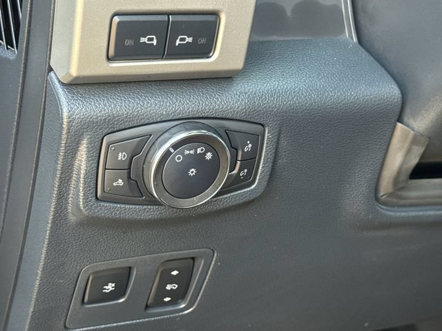 Used 2022 Ford F250 Lariat w/ Lariat Ultimate Package AWD/4WD image 22