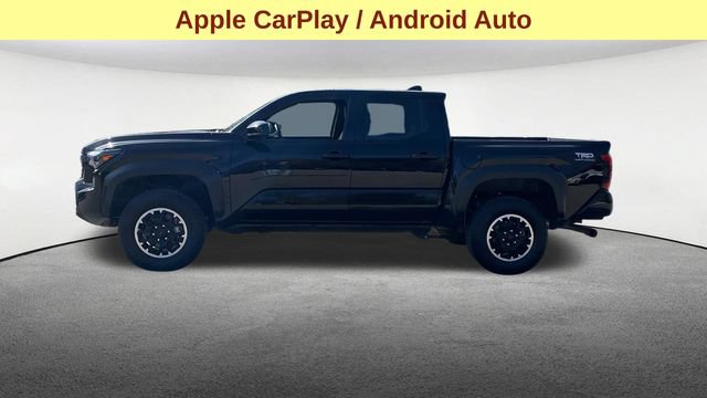 Used 2025 Toyota Tacoma TRD Off-Road AWD/4WD image 5