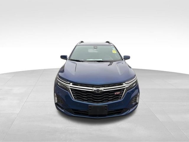 Used 2022 Chevrolet Equinox RS w/ LPO, Floor Liner Package image 2