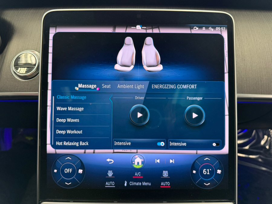 Used 2022 Mercedes-Benz S 580 4MATIC Sedan w/ AMG Line Package image 58