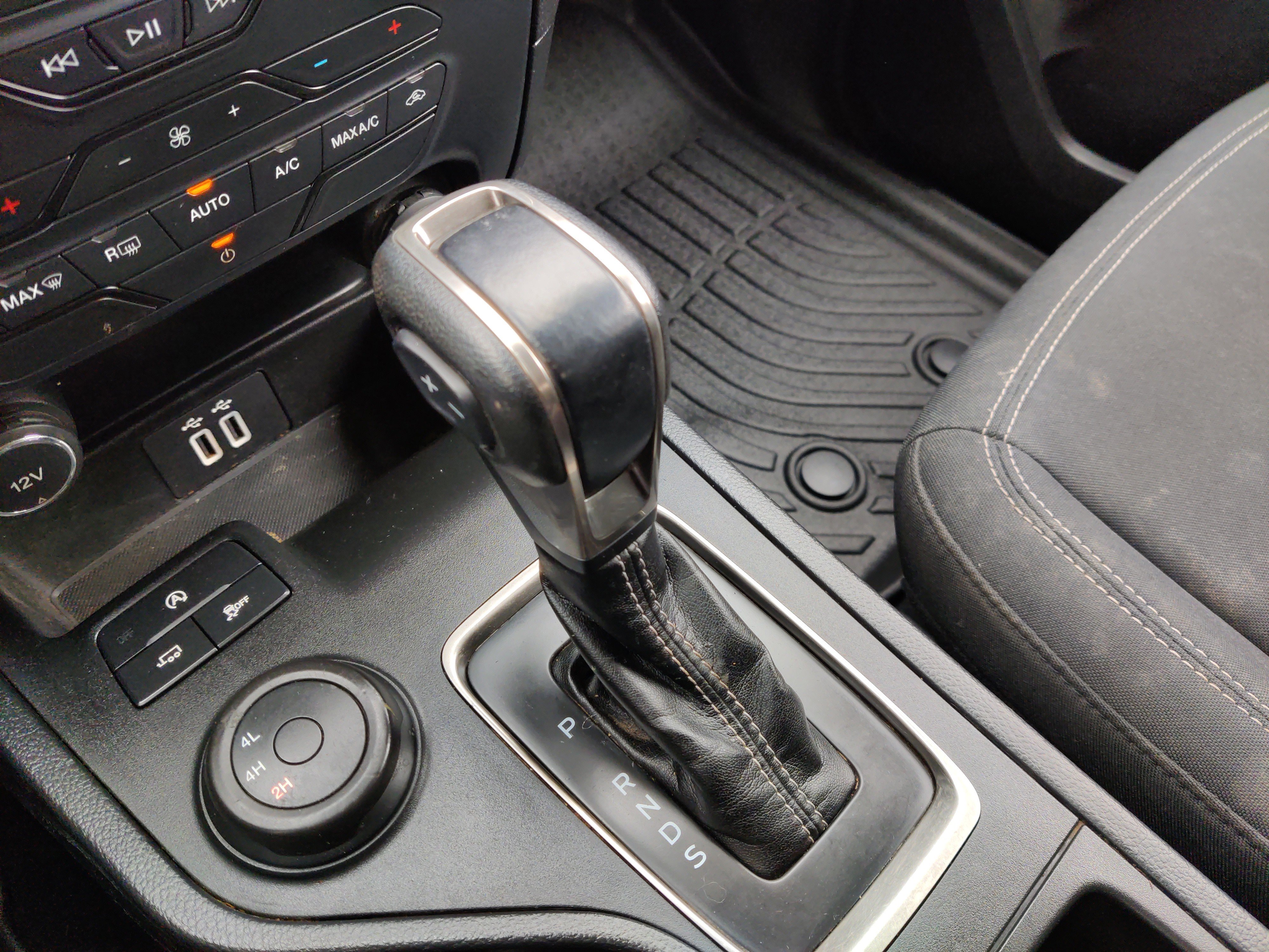 Used 2020 Ford Ranger XLT w/ Equipment Group 301A Mid image 21