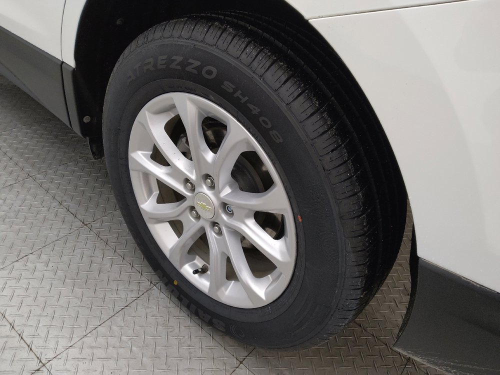 Used 2020 Chevrolet Equinox LS w/ LS Convenience Package image 31