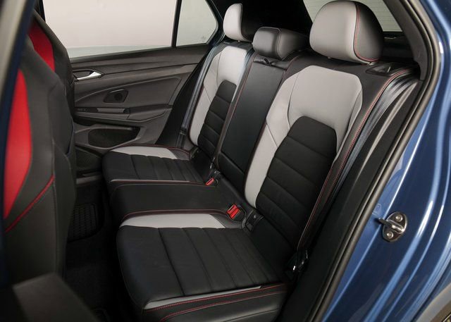 Used 2025 Volkswagen GTI SE w/ SE Leather Seating Package image 11