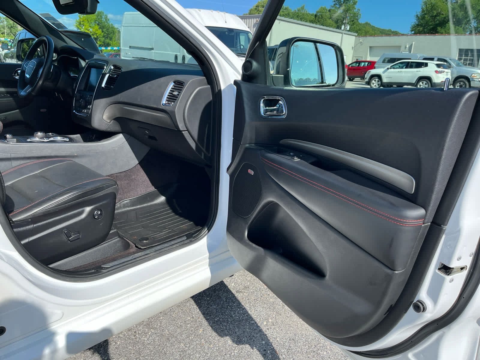 Used 2017 Dodge Durango R/T w/ Trailer Tow Group IV AWD/4WD image 38