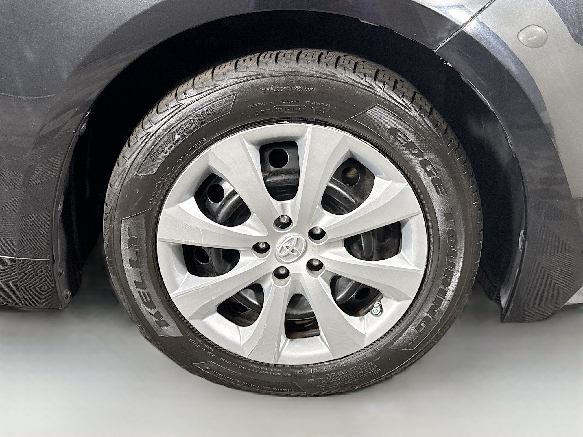 Used 2022 Toyota Corolla LE FWD image 31