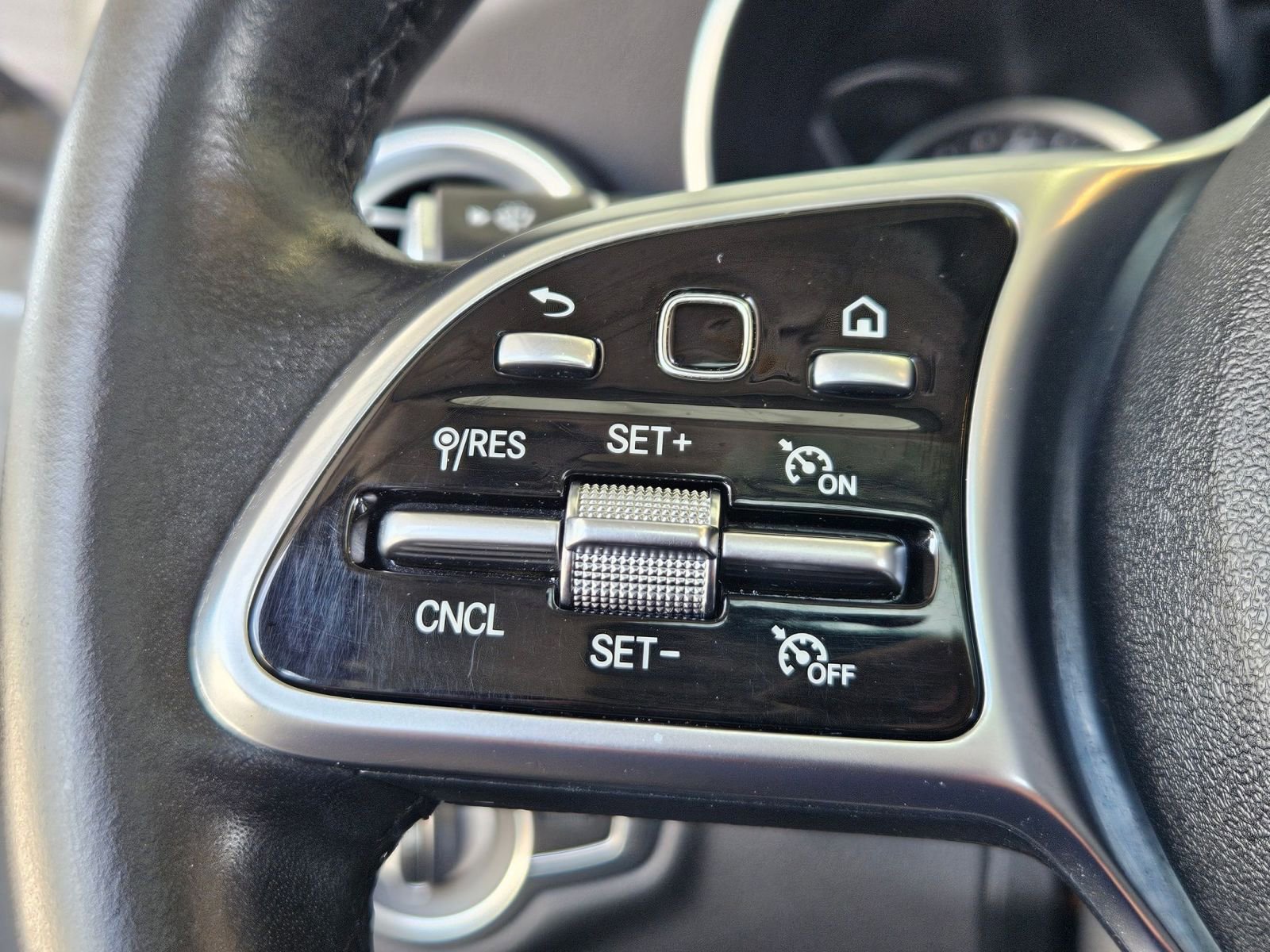 Used 2019 Mercedes-Benz C 300 Sedan image 13