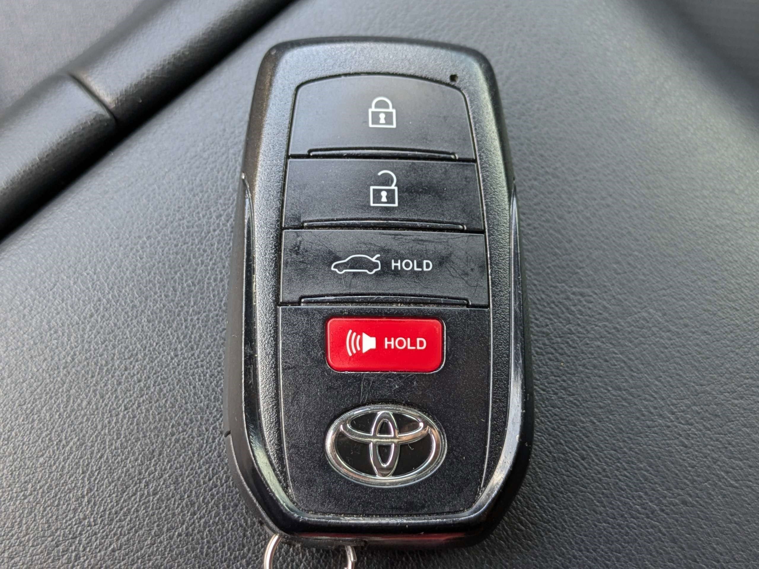 Used 2023 Toyota Crown AWD/4WD image 28