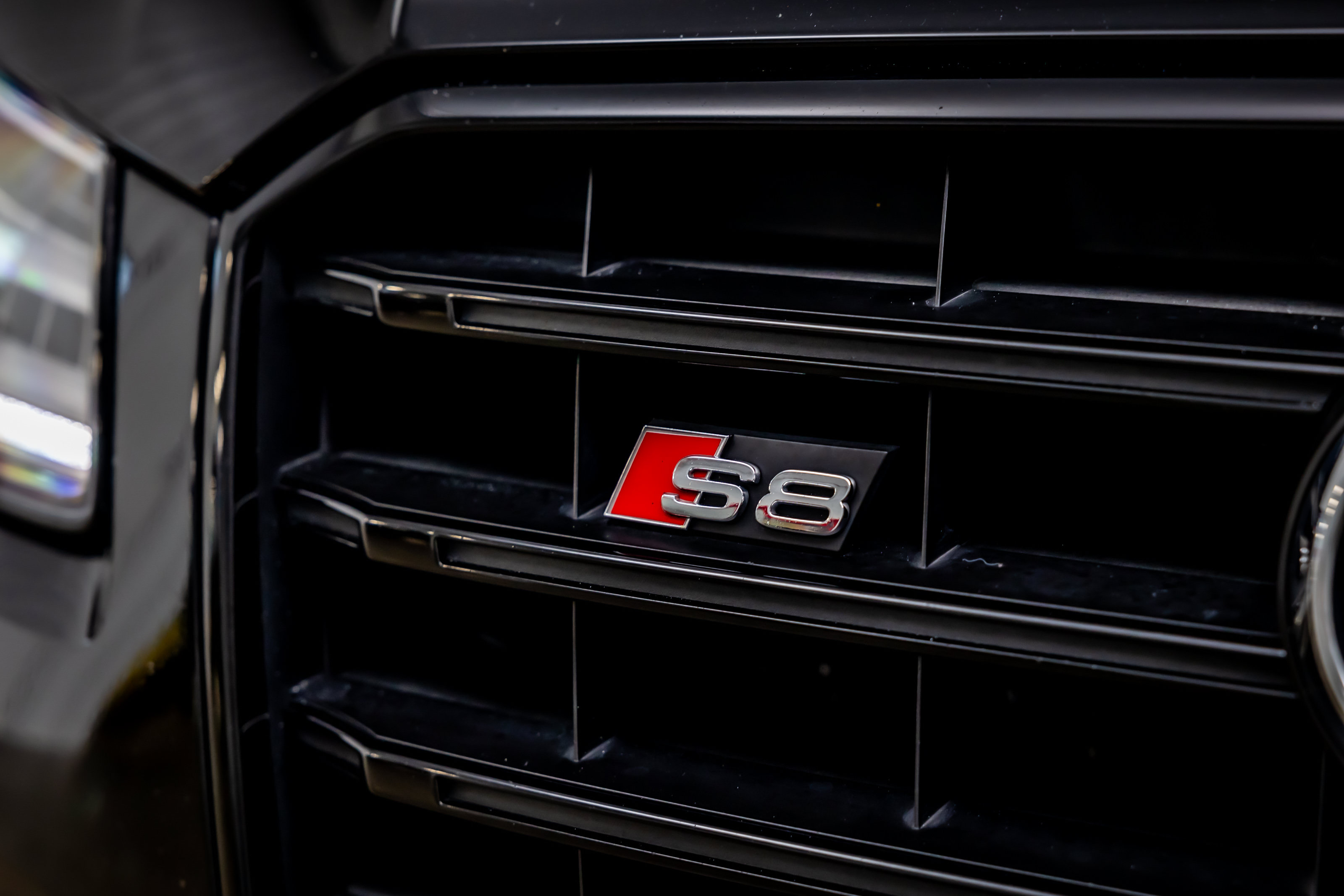 Used 2017 Audi S8 Plus AWD/4WD image 29