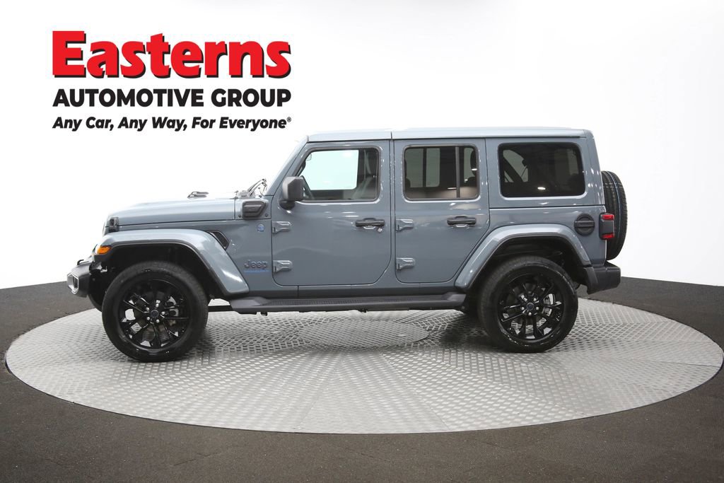 Used 2025 Jeep Wrangler Unlimited Sahara image 59